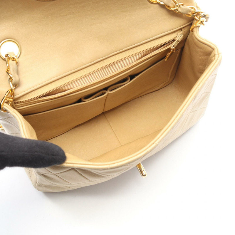 CHANEL 迷你 Matelasse 20 斜背鏈條單肩包 A01163 小羊皮米色 GHW-2