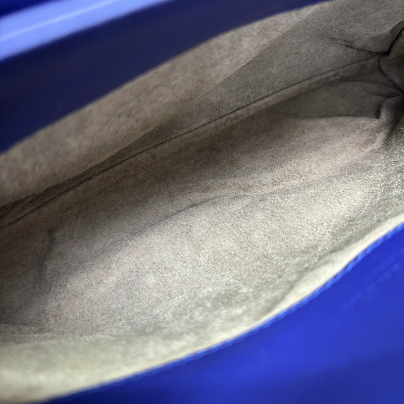 藍紫色 編織羊皮 Olimpia 肩背包【BOTTEGA VENETA 寶緹嘉】 386498-5