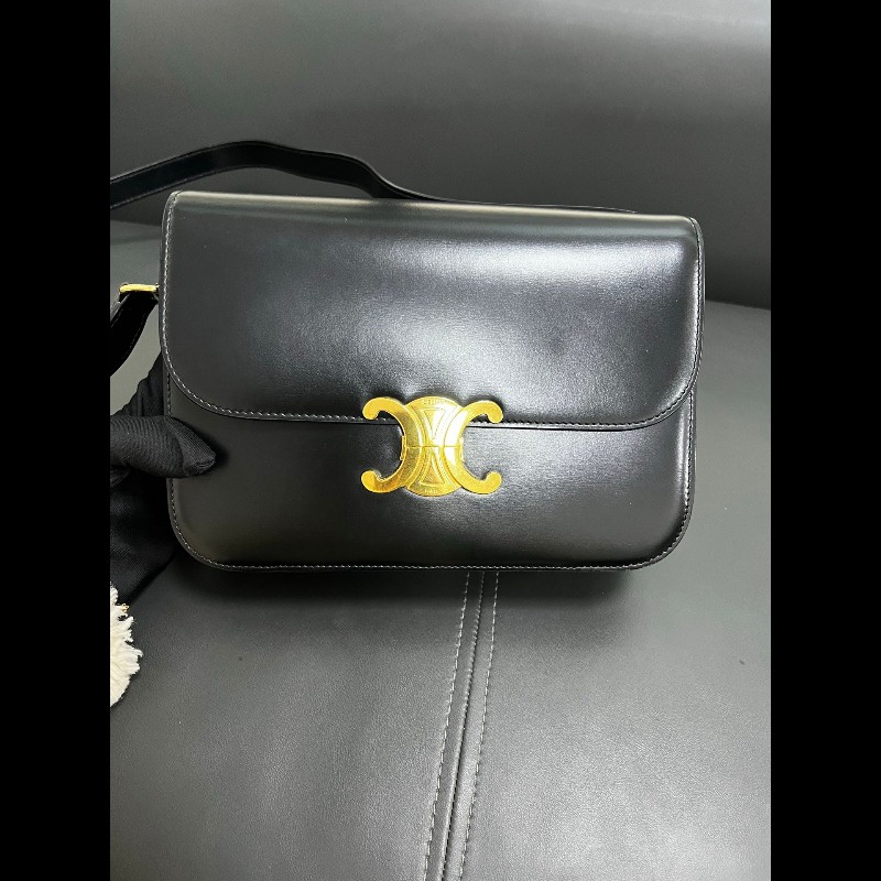 Celine box medium 
凱旋門黑金中號box-0