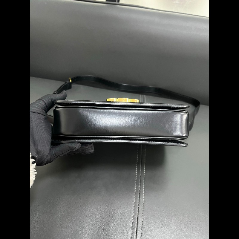 Celine box medium
凱旋門黑金中號box-5