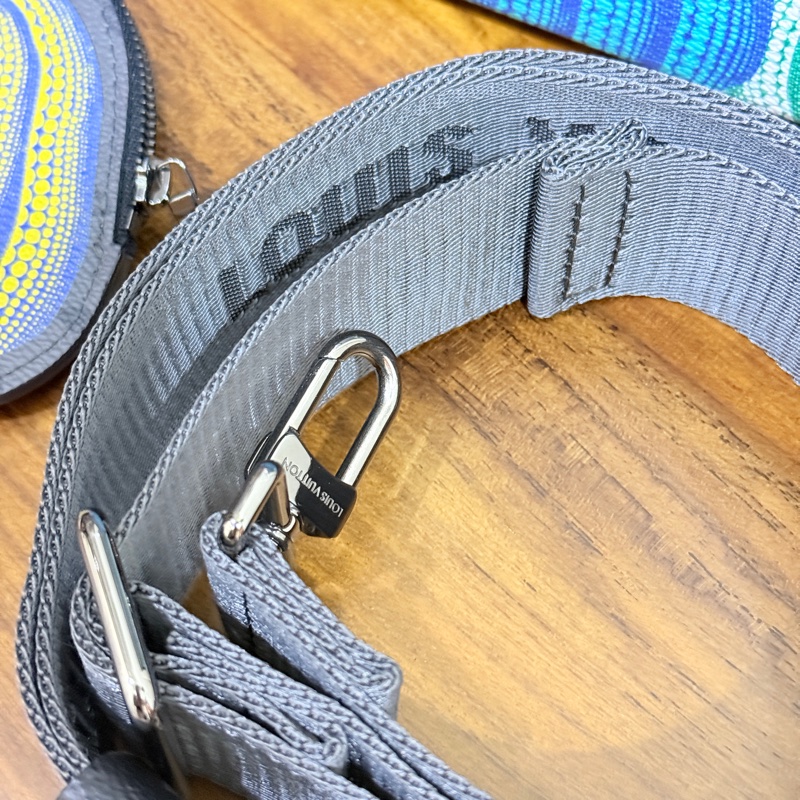 99新🎖️私物甜售🩶僅試揹LV草間彌生 南瓜系列 二合一 斜背包 黑色 灰色-14