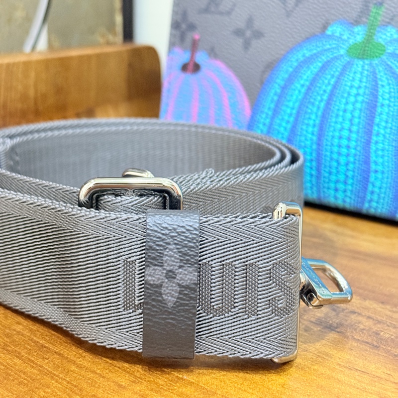 99新🎖️私物甜售🩶僅試揹LV草間彌生 南瓜系列 二合一 斜背包 黑色 灰色-35