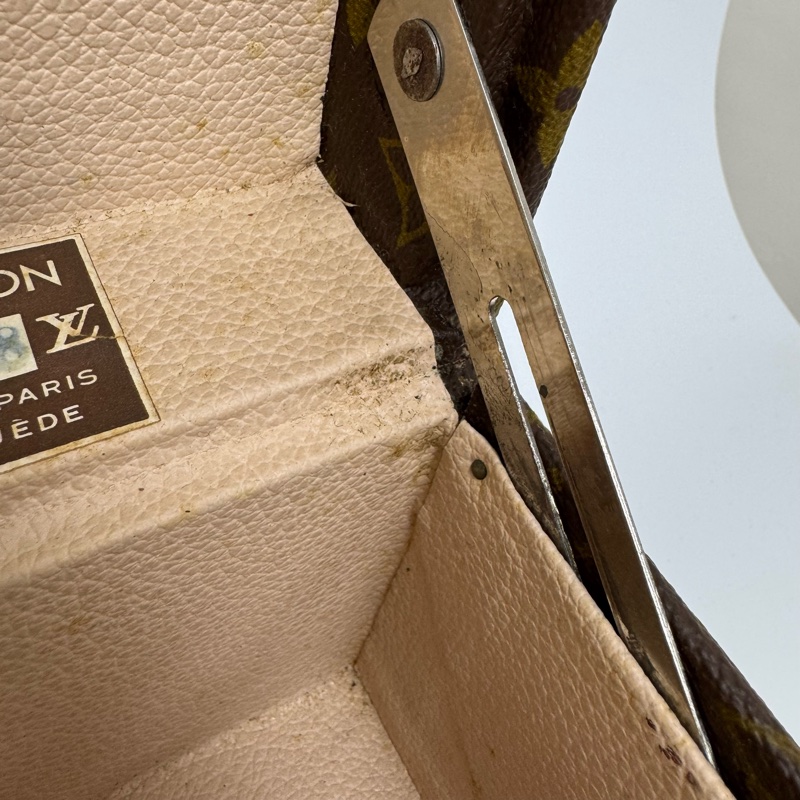 Louis Vuitton 經典 Monogram 帆布硬殼旅行箱-25