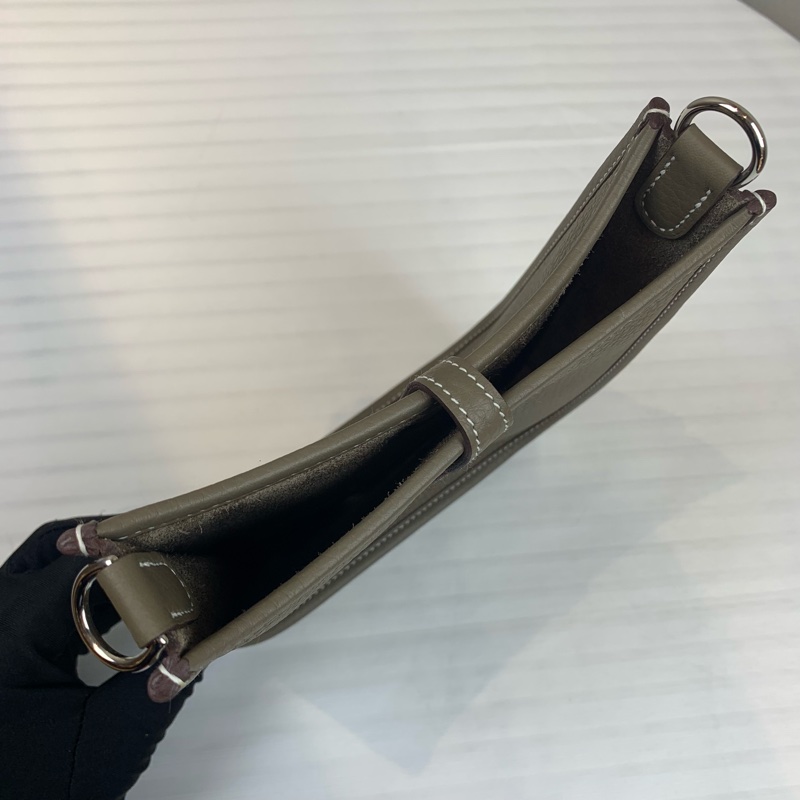 愛馬仕/Hermes Evelyne Mini 銀扣大象灰 W刻 配件：盒子，塵袋 尺寸：16*18*5cm-3