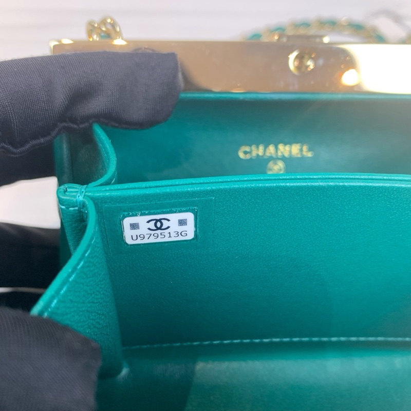 香奈兒/Chanel   羊皮 13 × 5.5 × 9  時尚孔雀綠色 精美珍珠配搭-7