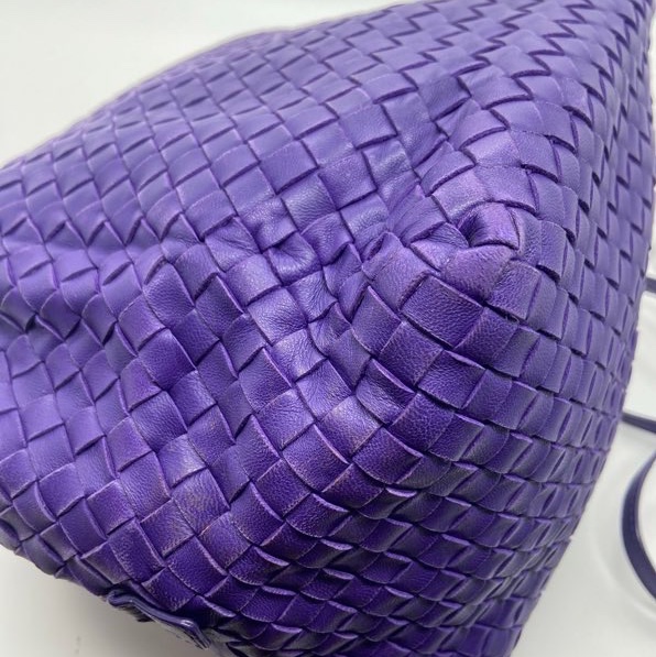 Bottega Veneta紫色骰子包飯盒包，邊角有磨損划痕發黑-7