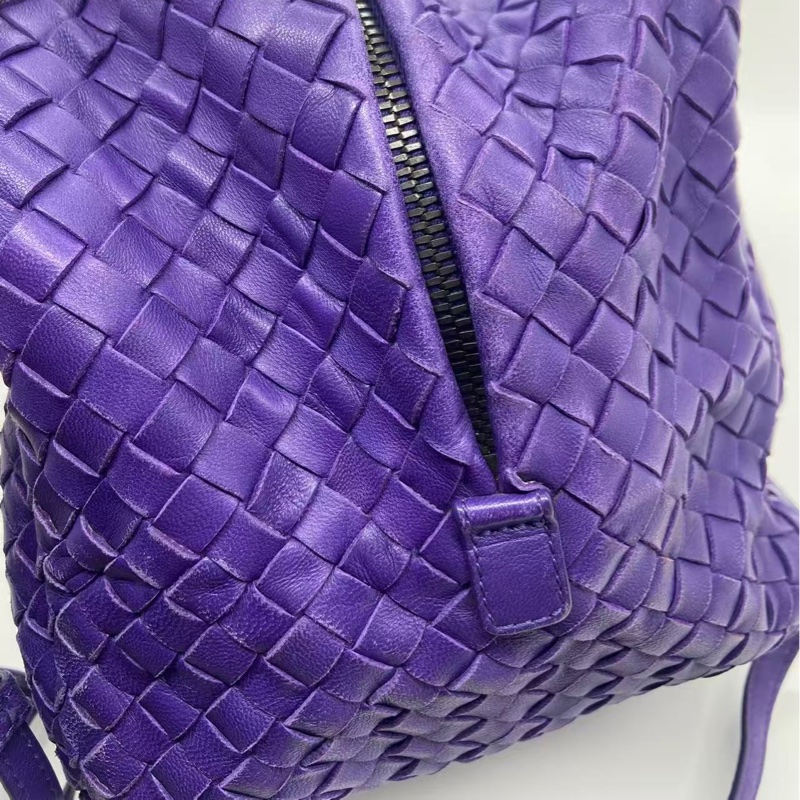 Bottega Veneta紫色骰子包飯盒包，邊角有磨損划痕發黑-9