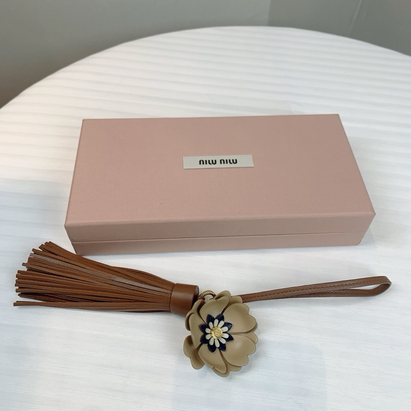 Mui Mui 拼皮花朵 袋上裝飾品 手機裝飾品-4