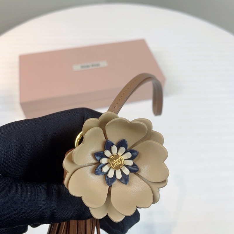 Mui Mui 拼皮花朵 袋上裝飾品 手機裝飾品-5