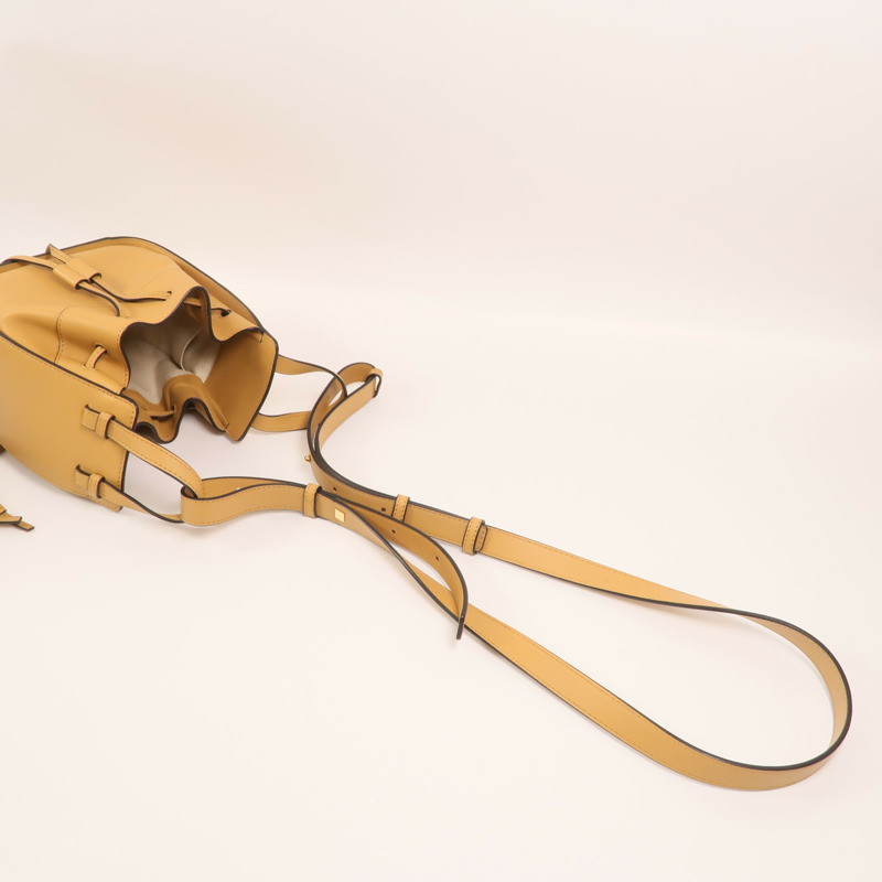 LOEWE 牛皮皮革Mini Hammock金扣手挽肩背兩用袋-7