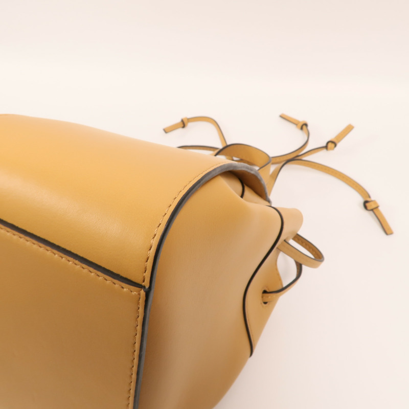 LOEWE 牛皮皮革Mini Hammock金扣手挽肩背兩用袋-9