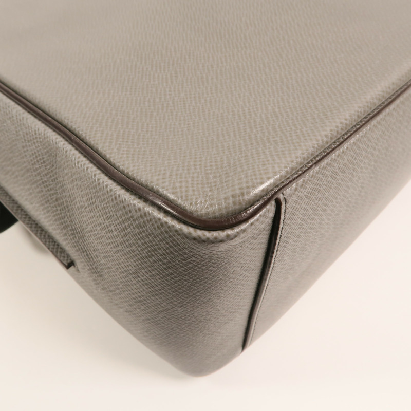 LOUIS VUITTON Taiga Roman GM銀扣肩背袋-11