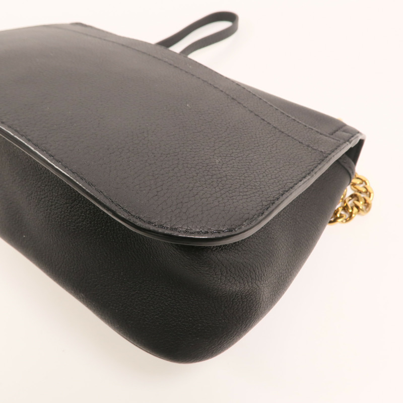 LOUIS VUITTON 牛皮皮革Lock Me金扣鏈帶肩背袋-9