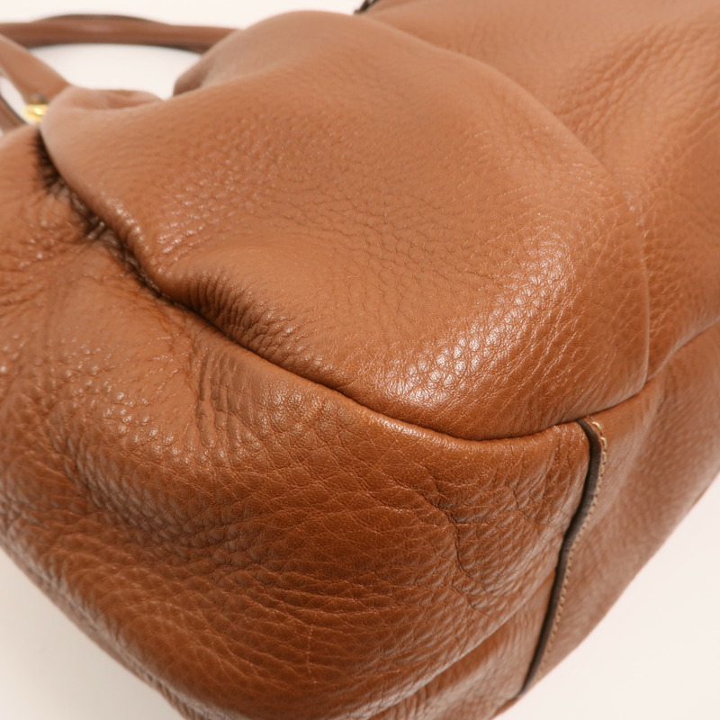 PRADA 牛皮皮革Bauletto Bag金扣肩背袋-8