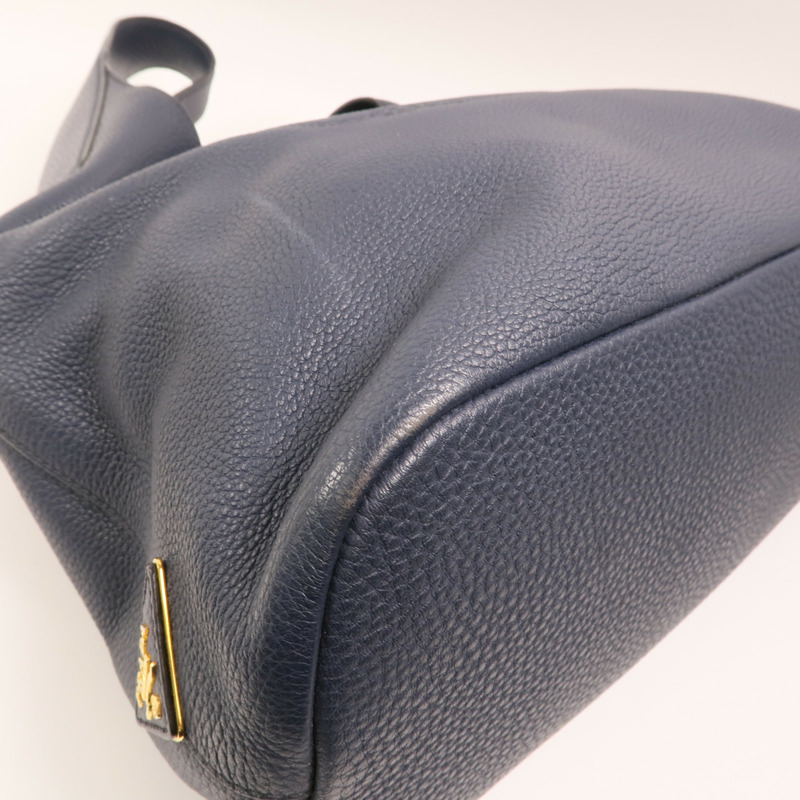 PRADA 牛皮皮革Vitello Daino Hobo Bag金扣肩背袋-8