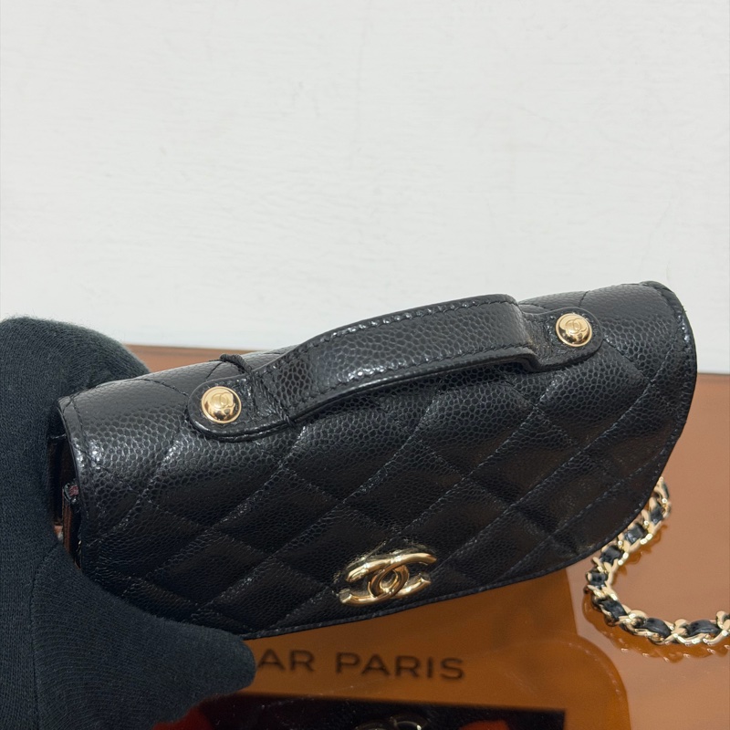 #98新 Chanel 22b mini郵差包 市場稀有！-5