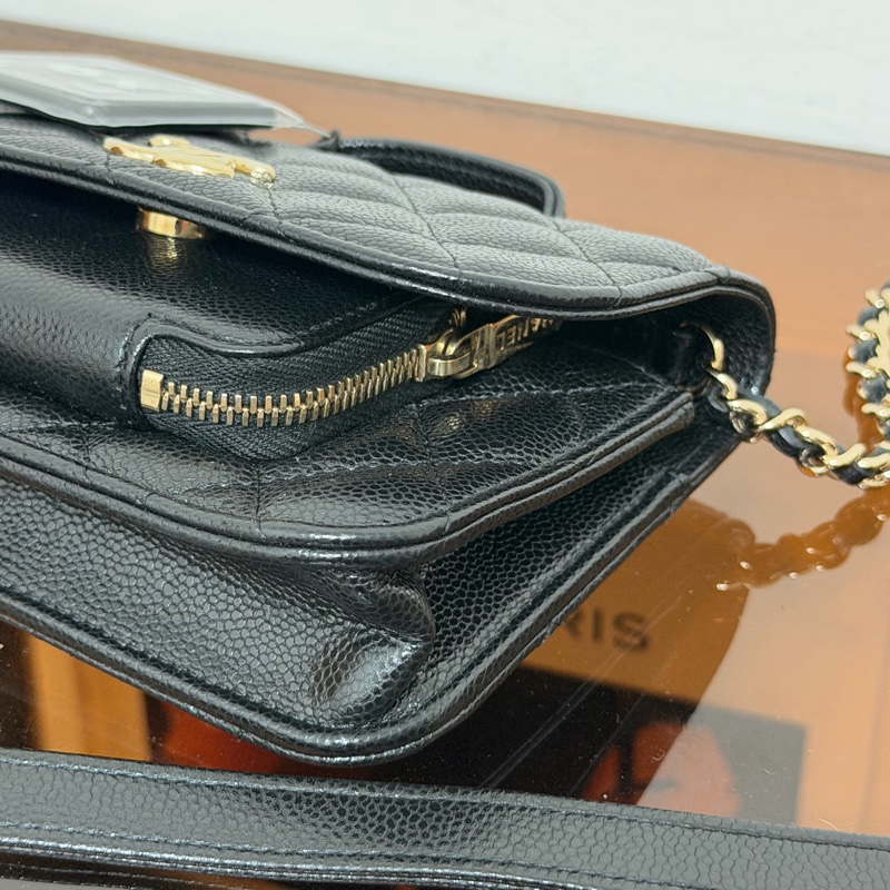 #98新 Chanel 22b mini郵差包 市場稀有！-13