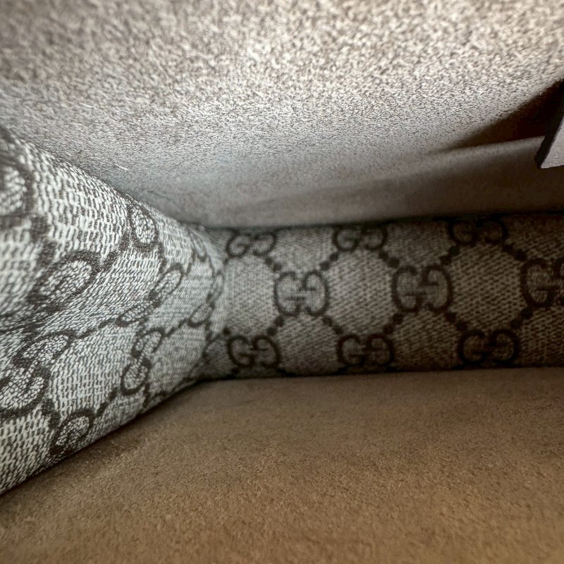 ✨經典款必買 GUCCI 烏木色咖色酒神包-17