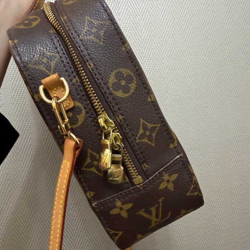 LV 原花Spontini金釦手提斜背豆腐包M47500-5