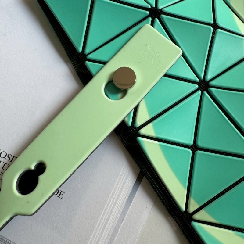 🥰外出隨手帶 Issey Miyake BAO BAO Tiffany綠藍幾何圖6x6手提包-3