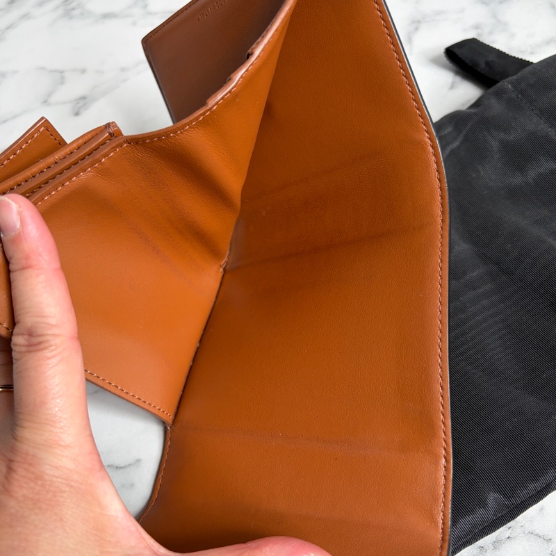 Celine 老花凱旋門三折短夾-13