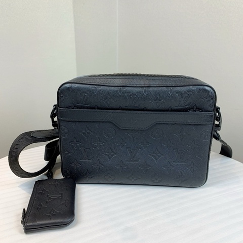 LV 黑色型格盒子子母袋 可分開拆開使用 輕便多變化功能性大 25*7*20
