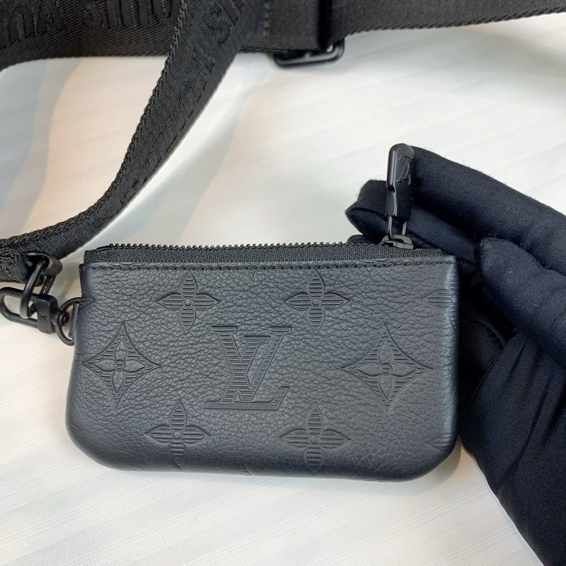 LV 黑色型格盒子子母袋 可分開拆開使用 輕便多變化功能性大 25*7*20-4