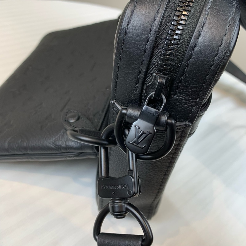 LV 黑色型格盒子子母袋 可分開拆開使用 輕便多變化功能性大 25*7*20-7