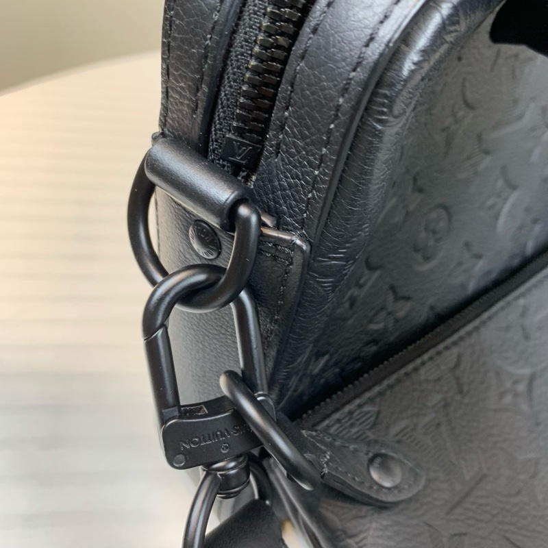 LV 黑色型格盒子子母袋 可分開拆開使用 輕便多變化功能性大 25*7*20-8