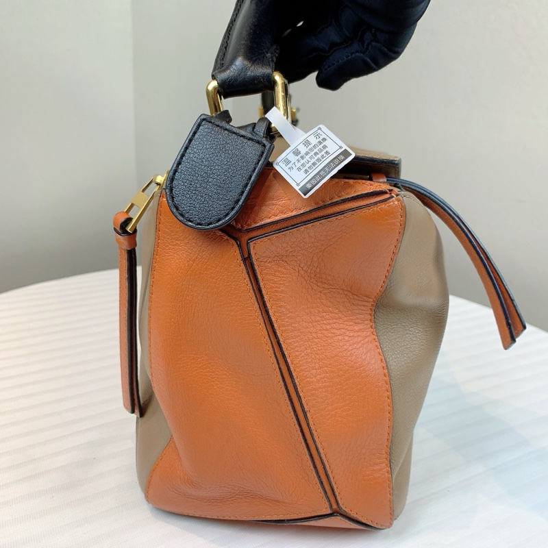 羅意威/Loewe  拼色袋 橙色配杏色 黑色肩帶 30*12*17-3