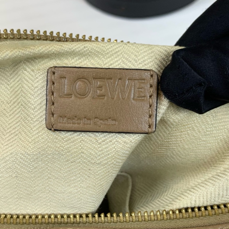 羅意威/Loewe  拼色袋 橙色配杏色 黑色肩帶 30*12*17-9