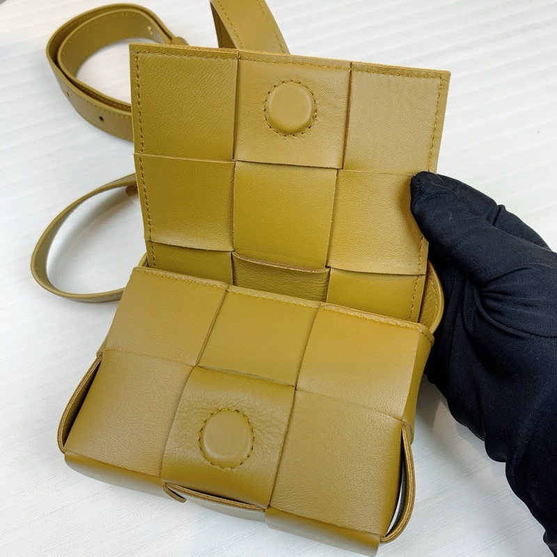 葆蝶家/Bottega Veneta 暗黄色 12.5*5*9-5