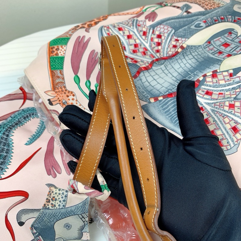 Hermes bag 動物圖案造型拼接啡色皮 尺寸39*1*39 配件 小錢包內袋-5