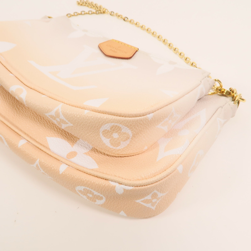 LOUIS VUITTON Monogram Giant Multi Pochette Accessoires金扣手挽肩背兩用袋-12