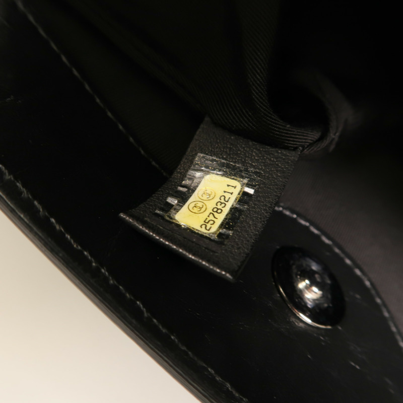 CHANEL 牛皮皮革Chain Shoulder銀扣鏈帶肩背袋-6