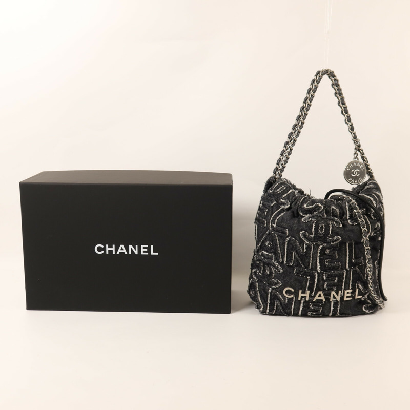 CHANEL 牛仔布Chanel 22 Small銀扣鏈帶肩背袋-8