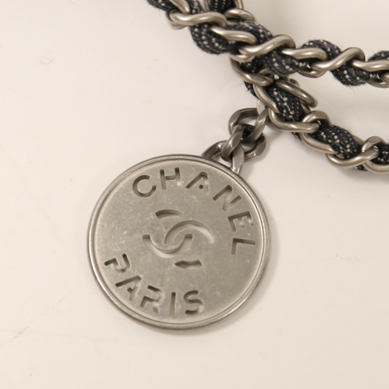 CHANEL 牛仔布Chanel 22 Small銀扣鏈帶肩背袋-10