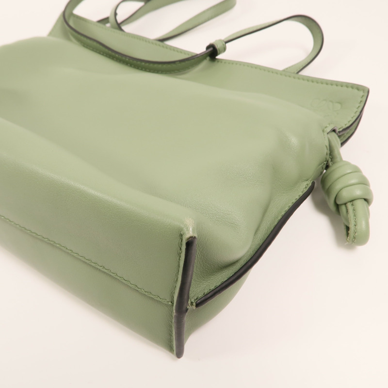 LOEWE 牛皮皮革Mini Flamenco金扣肩背袋-8
