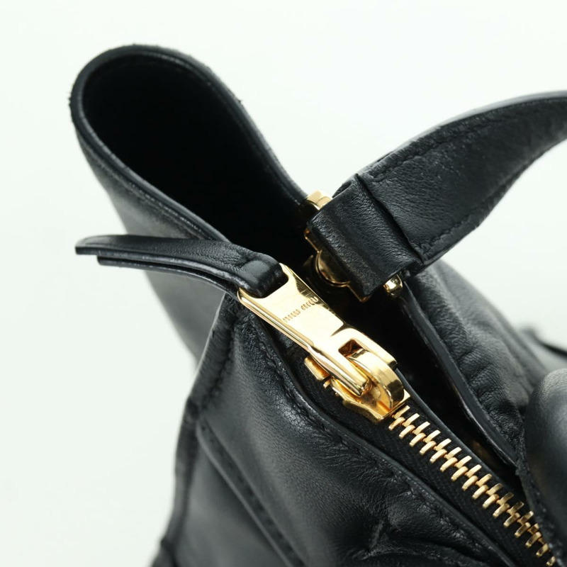 【日本直送】Miu Miu 皮革雙肩包 黑色金色 正品 am10909V-20