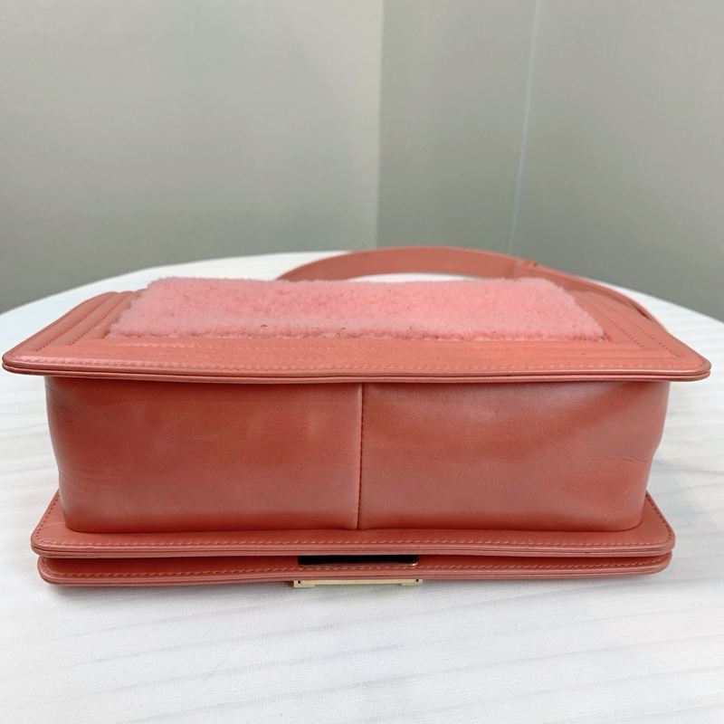 香奈兒/Chanel leboy羊羔毛 CHANEL 口蓋包 絨毛粉紅色小牛皮與金色金屬  羊羔毛-2