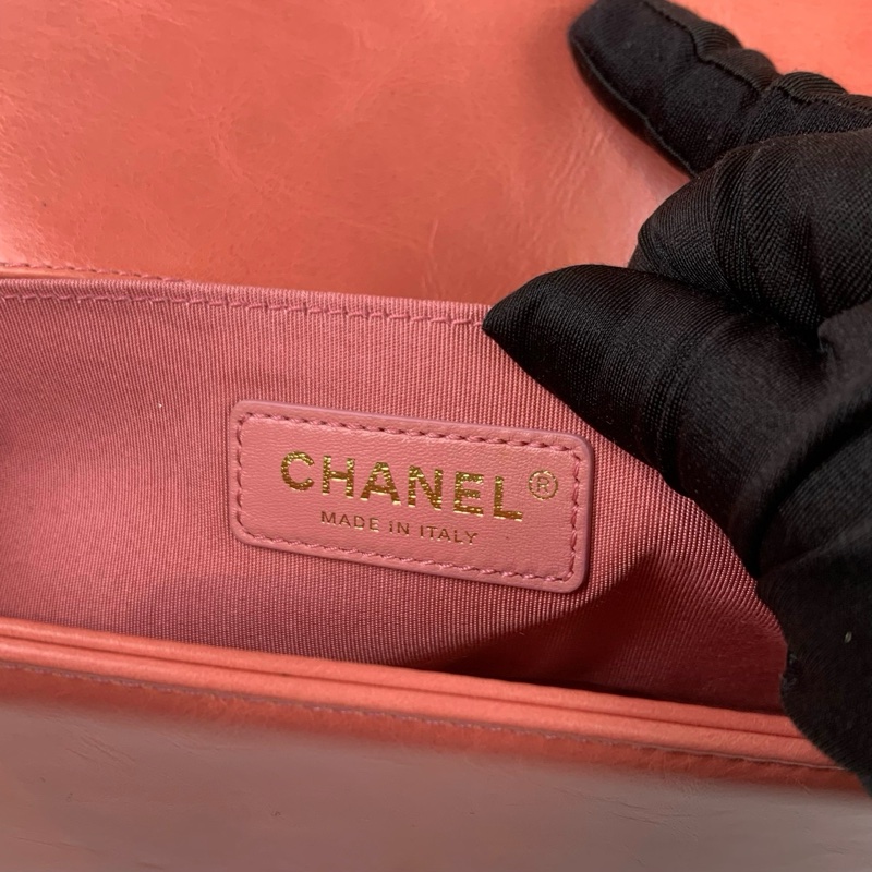 香奈兒/Chanel leboy羊羔毛 CHANEL 口蓋包 絨毛粉紅色小牛皮與金色金屬  羊羔毛-7