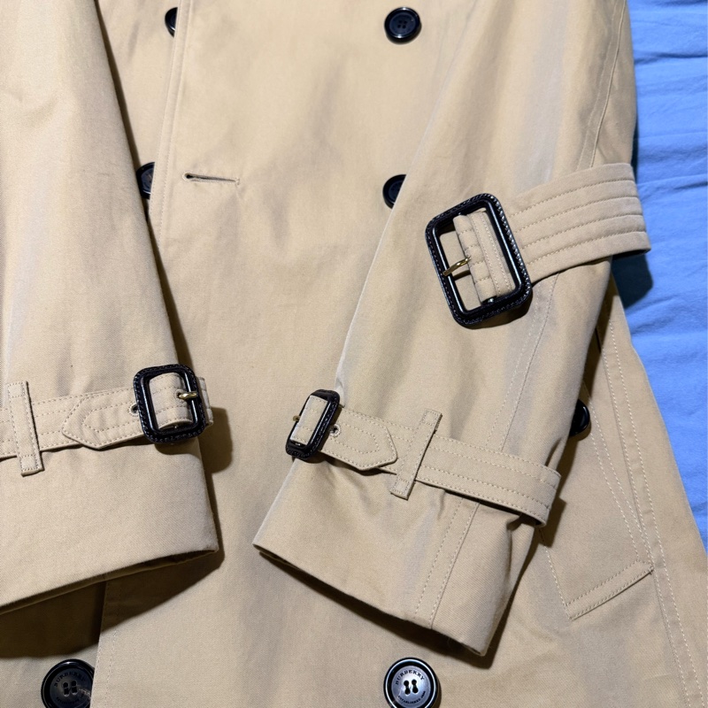 Burberry 經典款蜜色 Kensington長風衣UK 2-7