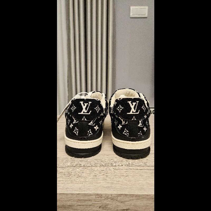 LV 植絨老花 Trainer 黑色運動鞋-2