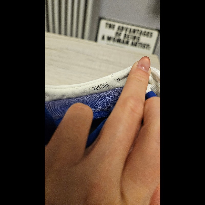 FENDI 牛皮低筒鞋 尺寸8-6