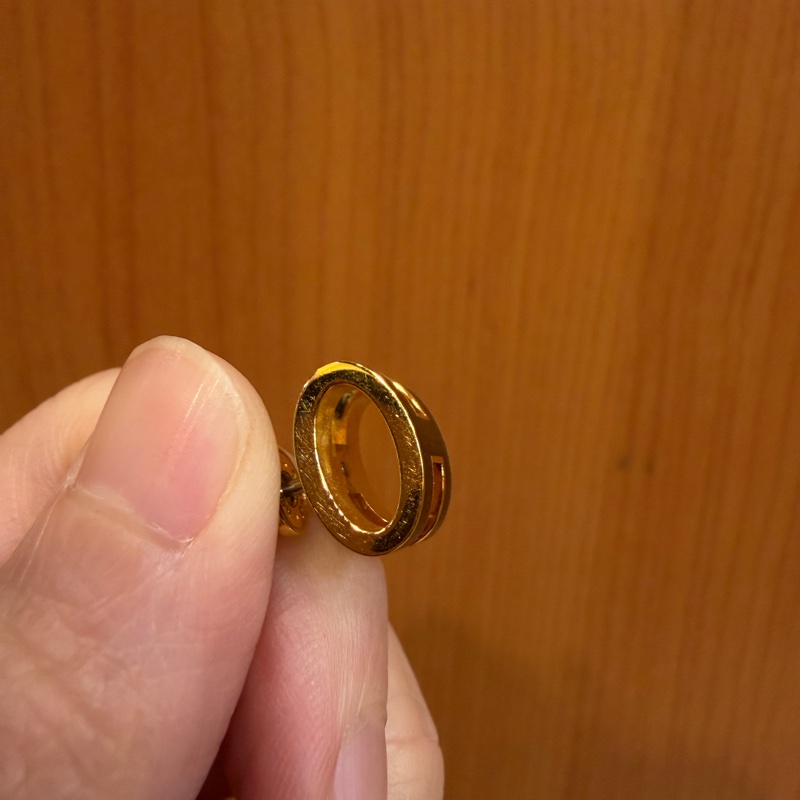 Hermes 黑琺瑯金色簍空H耳環-3