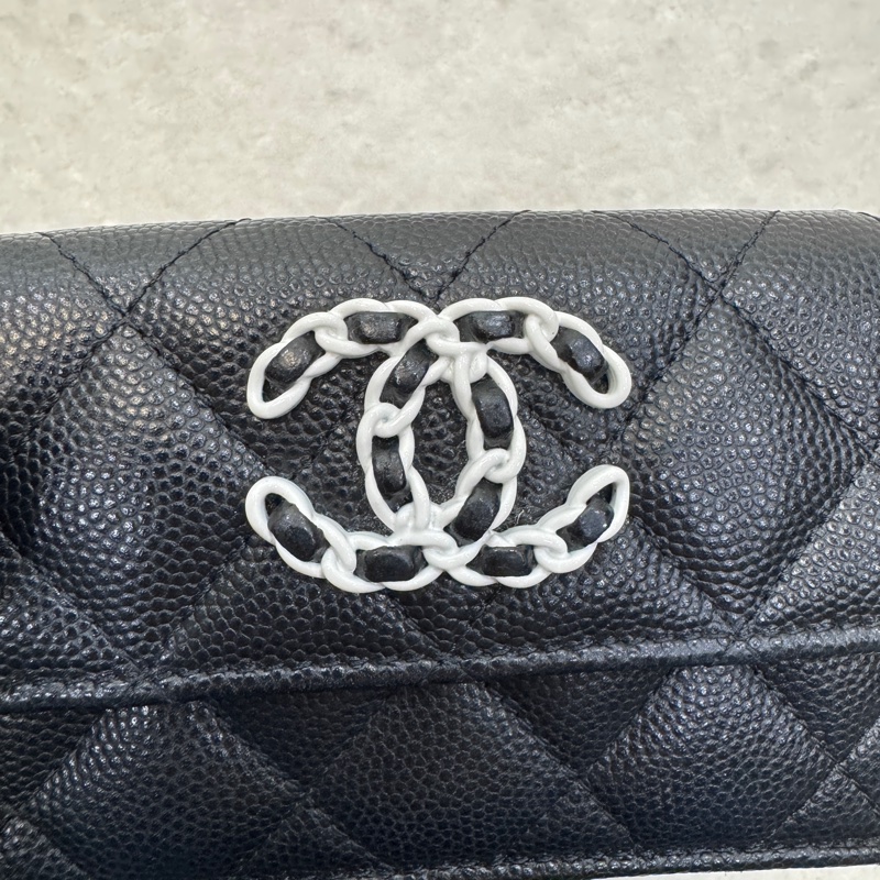 香奈兒 CHANEL 24C 黑白熊貓魚子醬迷你短夾 19系列 三折mini短夾AP3713-9