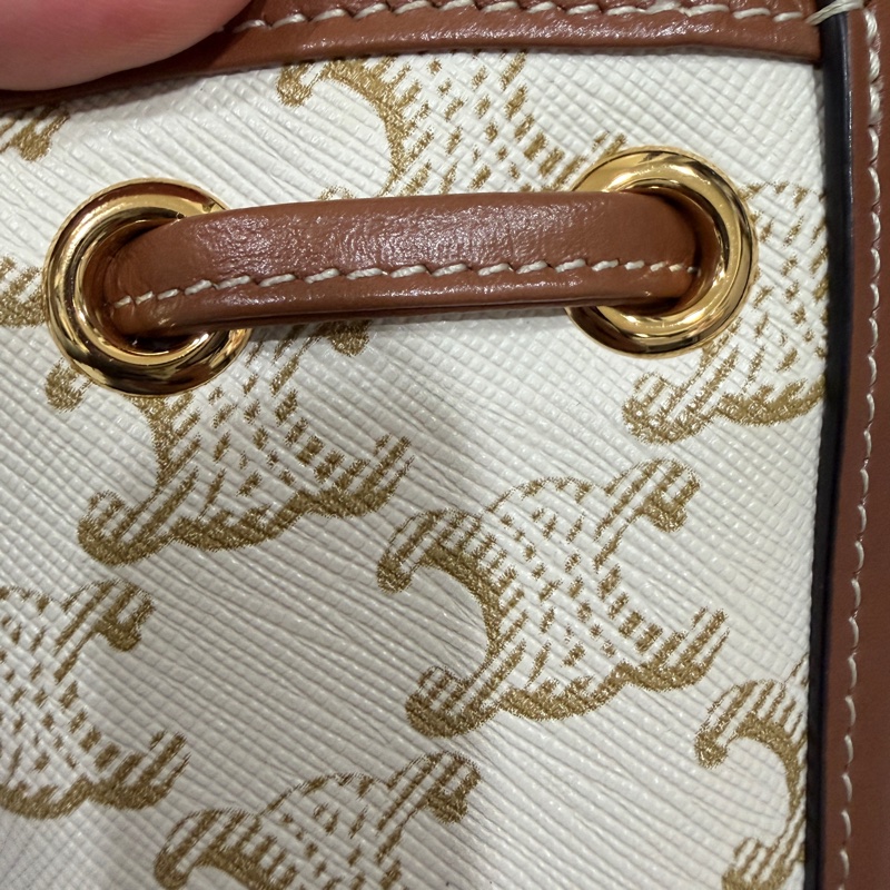 CELINE Micro Triomphe 帆布迷你水桶包-11