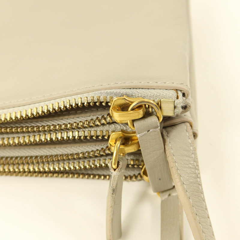 CELINE 牛皮皮革Trio Bag金扣肩背袋-11