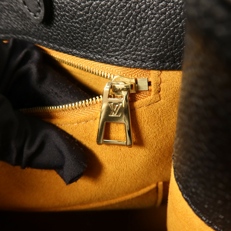 LOUIS VUITTON Monogram Empreinte On The Go MM金扣手挽肩背兩用袋-7