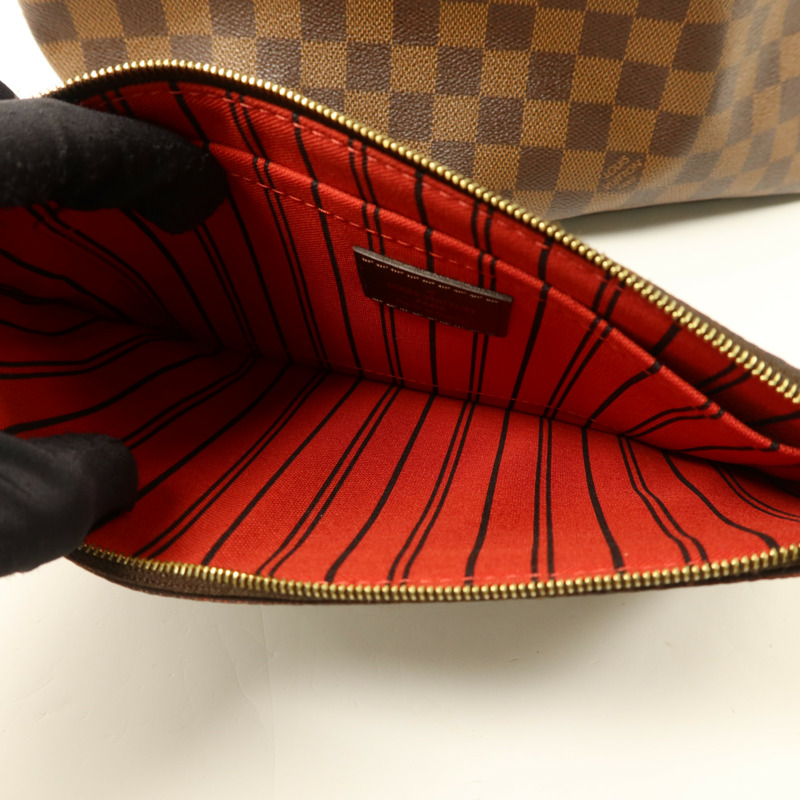 LOUIS VUITTON Damier Neverfull MM金扣手挽袋-11
